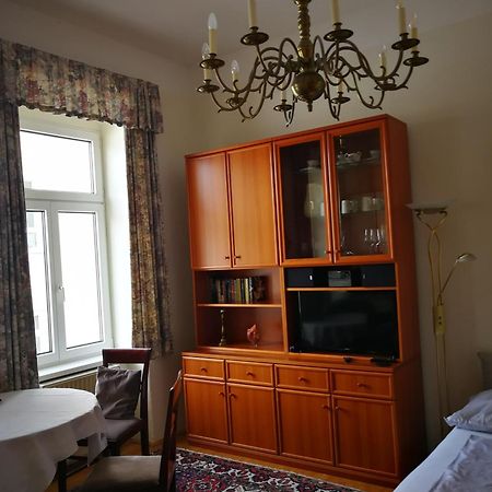 Garconniere Im Ehemaligen Hotel Austria Gmunden Bagian luar foto