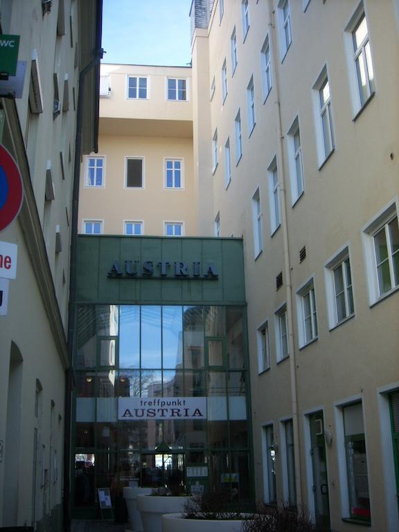 Garconniere Im Ehemaligen Hotel Austria Gmunden Bagian luar foto