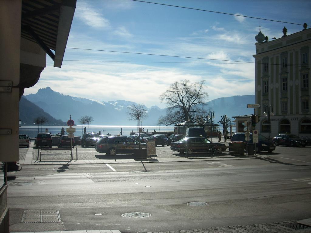 Garconniere Im Ehemaligen Hotel Austria Gmunden Bagian luar foto