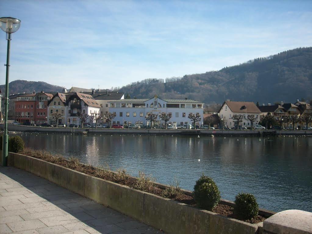 Garconniere Im Ehemaligen Hotel Austria Gmunden Bagian luar foto